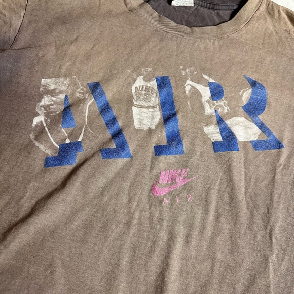 Late 80’s Nike Air Shirt with Michael Jordan. Tag hints at 87-89 production. - Picture 3 of 5